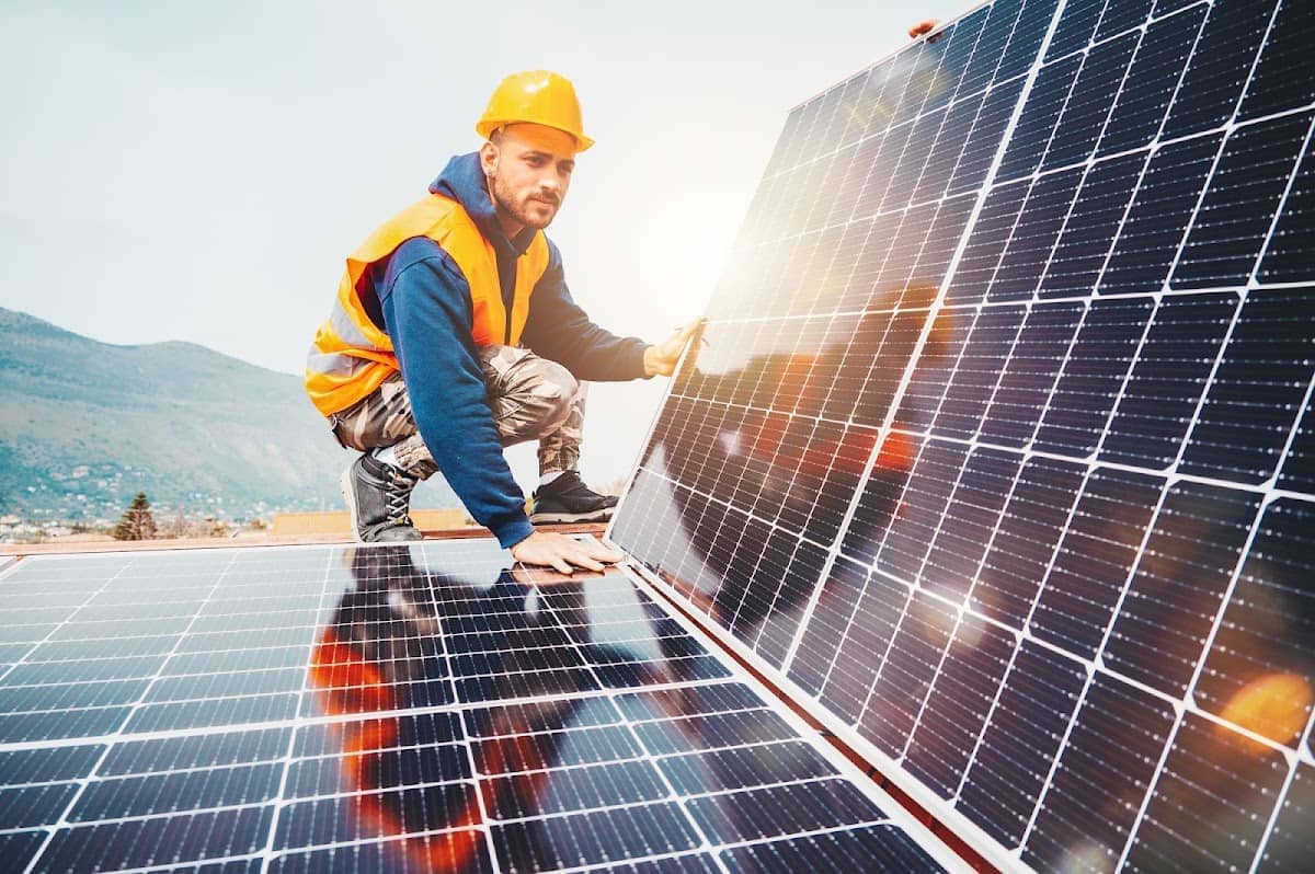 Ontario Solar Panel Pros